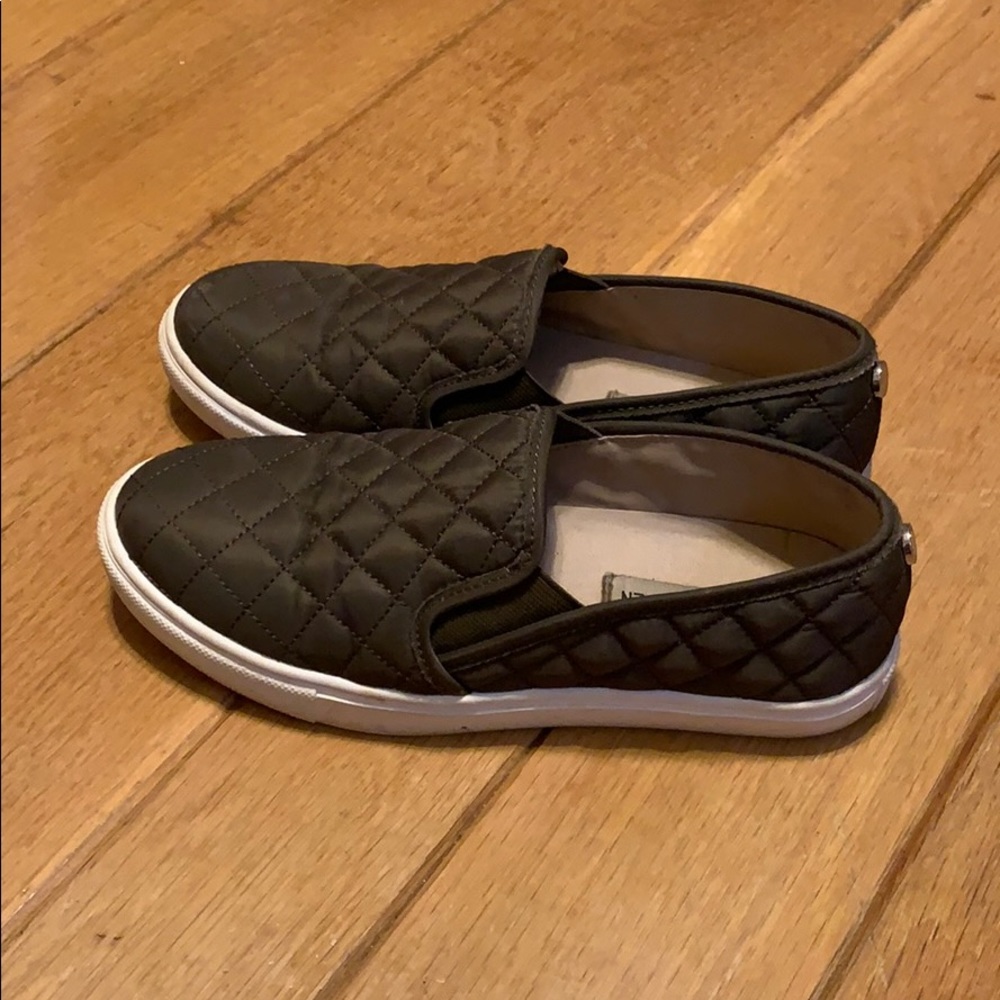 Green/Olive Steve Madden slip on sneakers